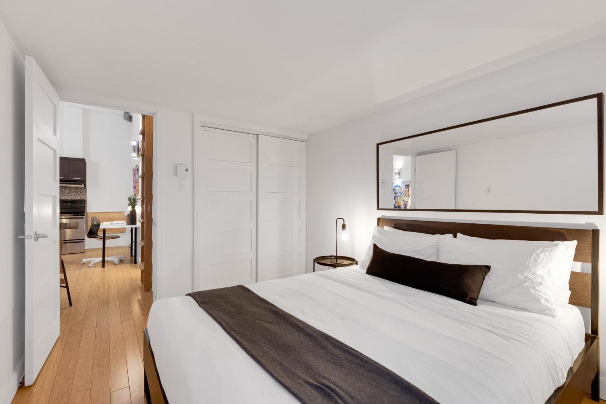 Main Liv MTL Aparthotel Montreal Exterior foto